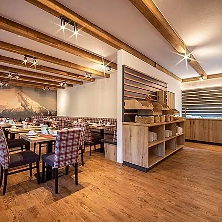 Hotel Alpenhotel Brennerbascht 3*